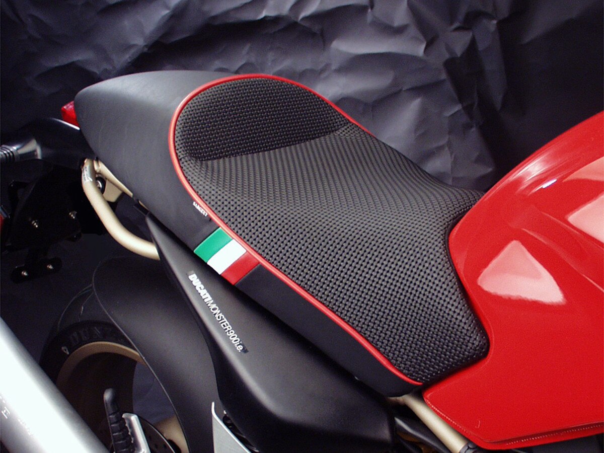 DUCATI - MONSTER 00-07 - World Sport Performance Seat